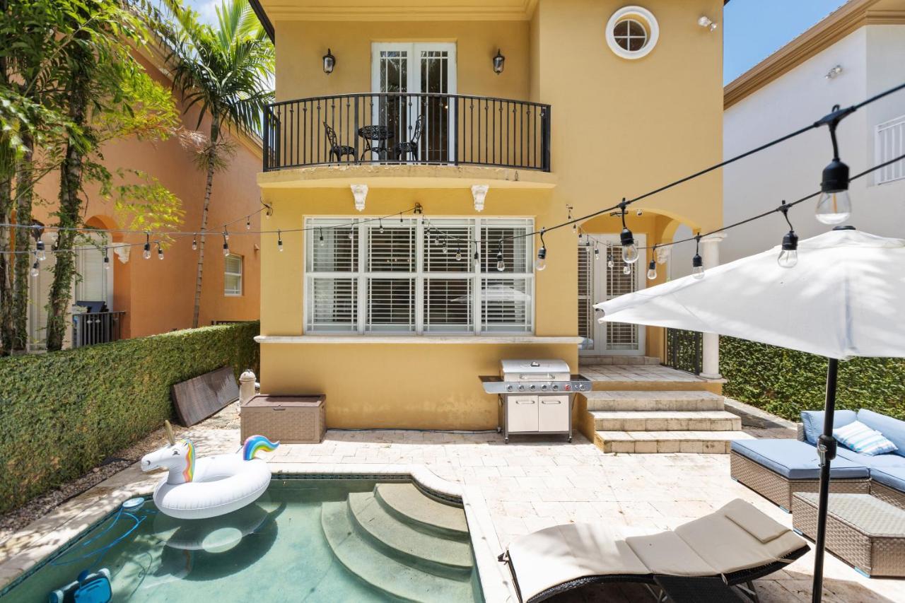 Luxury Spanish Villa 4 Bedroom 4 Bathroom Pool Sunny Isles North Miami Beach Extérieur photo