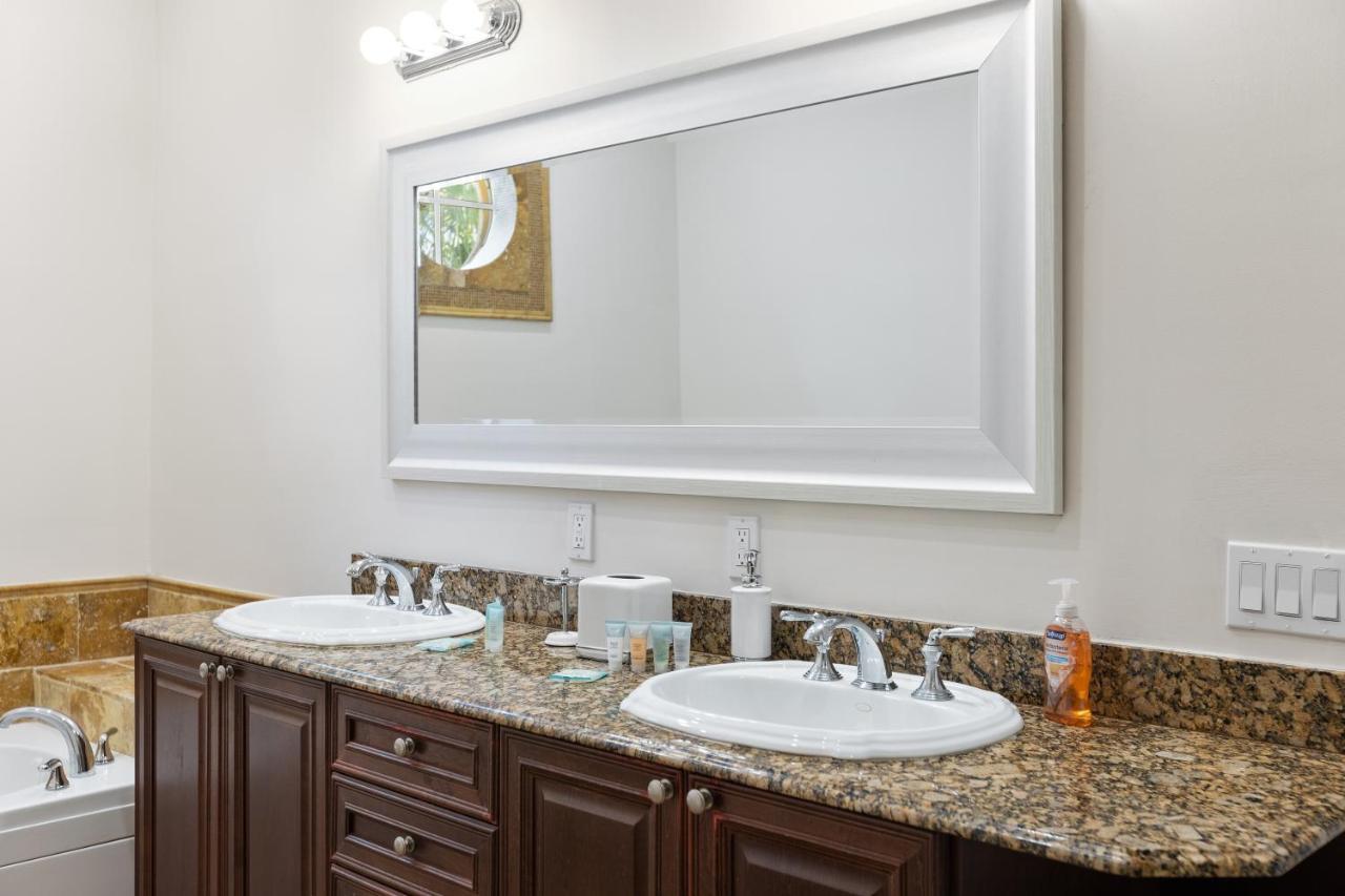 Luxury Spanish Villa 4 Bedroom 4 Bathroom Pool Sunny Isles North Miami Beach Extérieur photo